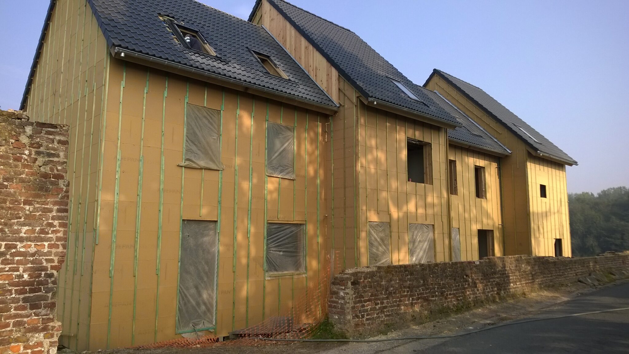 bureau_étude_ bois_timber_wood_engineering_ CLT_Cross laminated timber_GLT_Bois lamellé collé_ossature bois_lamibois_LVL_Glulam_stabilité_bureau d'étude structure_ingénieur bois_résille_treillis_panneau_circularité_bas carbone_poutre_colonne_école en structure bois_bureau en structure bois_crèche en bois_ batiment bois_RT2020_ European green deal_calcul d'assemblage bois_cadwork_étude d'exécution_calcul